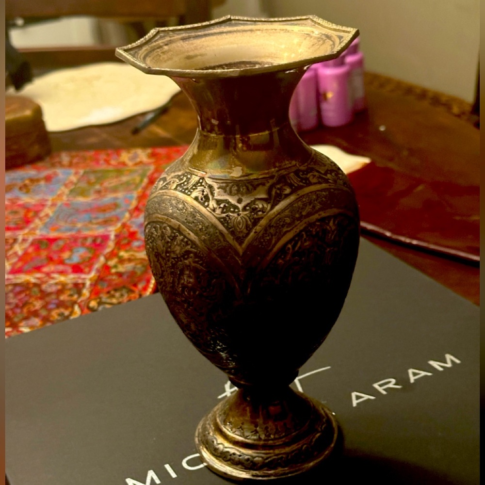 silver vase filigree (fine silver  )